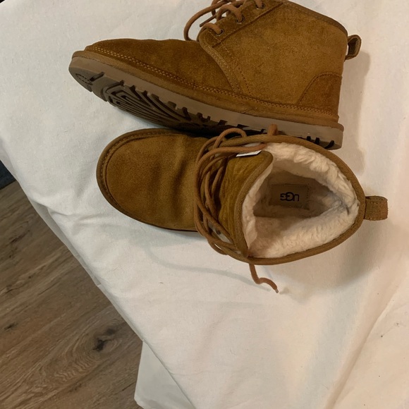 UGG Tan Ankle Boots with Plush Lining - Picture 4 of 7